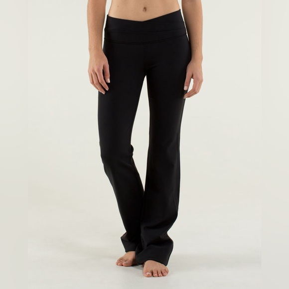 Throwback Y2K Astro Lululemon Flare Yoga Pants - Picture 2 of 13